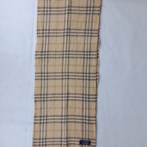 BURBERRY London Classic Nova Check Knit 100% Lambs Wool Fringe Beige SCARF - Picture 4 of 7